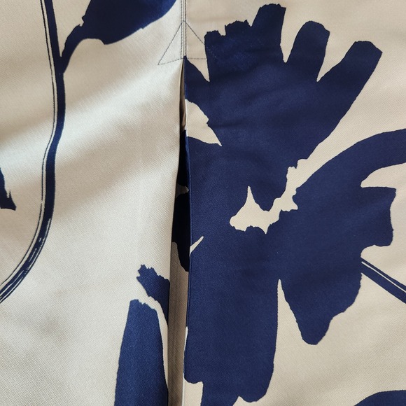 Chicos NWT Travelers Jacquard Floral Jacket Blue Casa Sz 1 M $189 Holiday Party - Picture 15 of 16